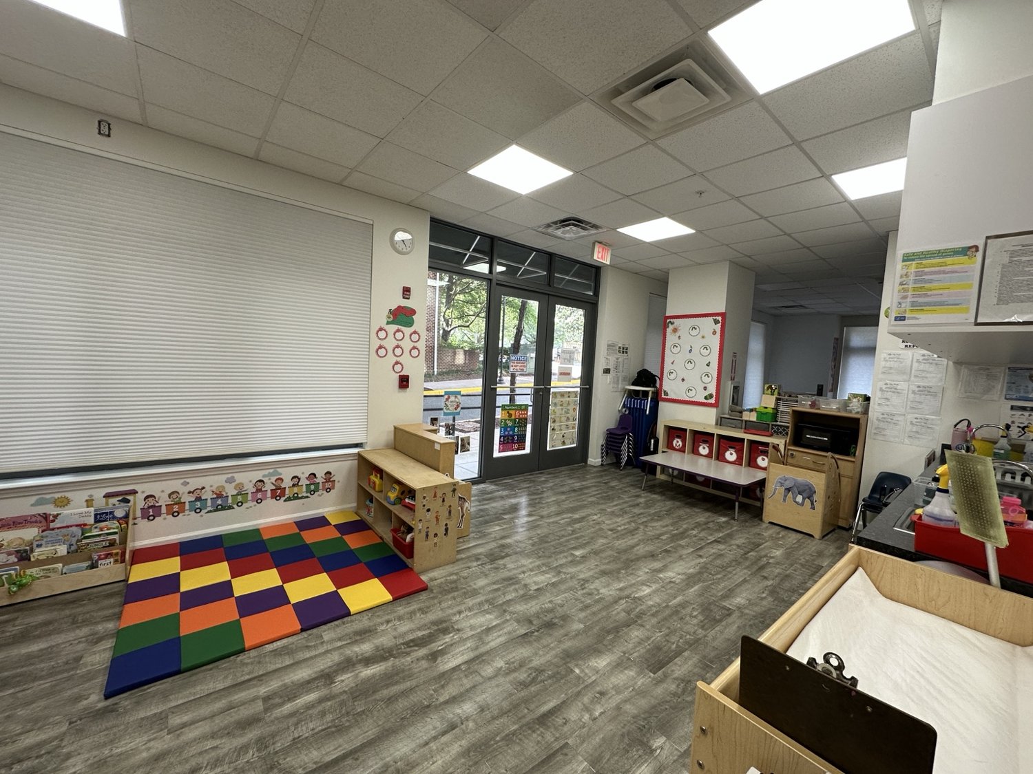 Lily Pads classroom photograph 4
